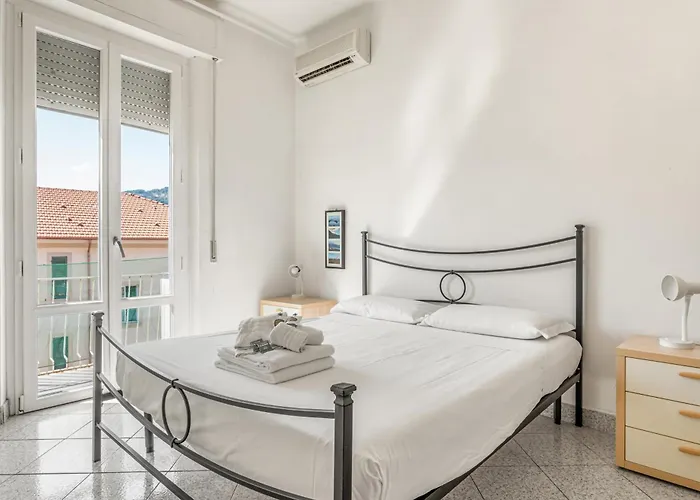 Guesthost - Da Bianca & Functional Flat Apartamento