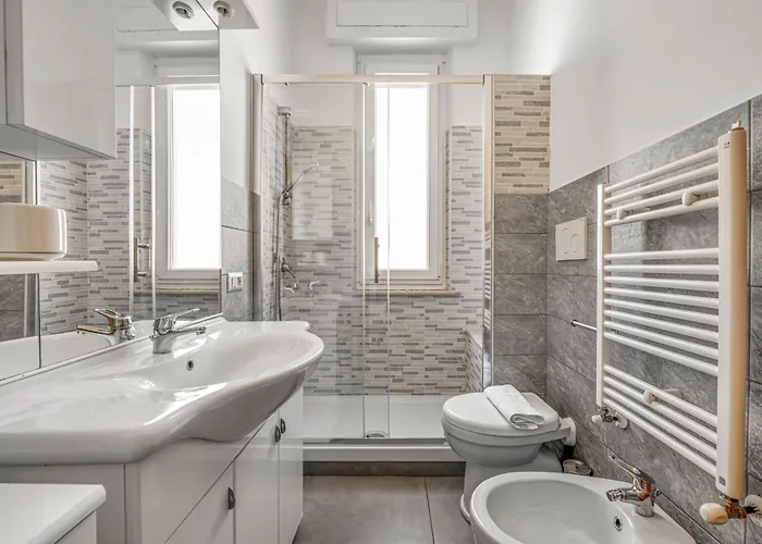 Appartamento Guesthost - Da Bianca & Functional Flat La Spezia